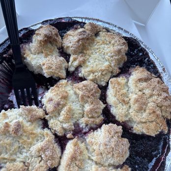 Boise Pie Co - BlackBerry cobbler - Desserts Near Me - Boise, Idaho Boise Pie Co - BlackBerry cobbler - Desserts Near Me - Boise, Idaho