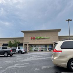 Jusgo Supermarket - Storefront.