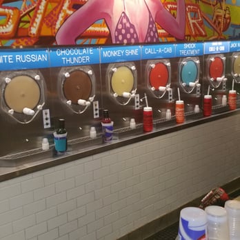 Wet Willie's - Cocktail Bars Near Me - Atlantic City, New Jersey