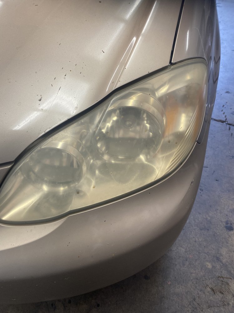 JORDAN’S HEADLIGHT RESTORATION AND CHIP REPAIR Chula Vista, California Auto Glass Services