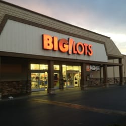 Big Lots - Store Front