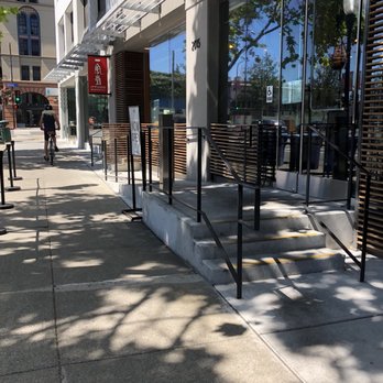Ippudo Berkeley - Front entrance - Ramen Near Me - Berkeley, California