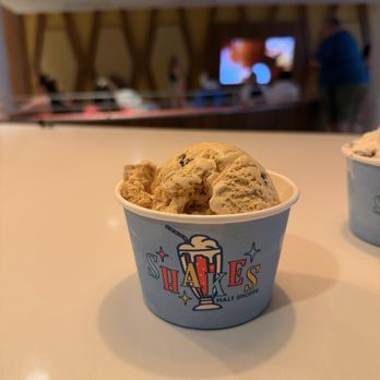 Shakes Malt Shoppe - Ice Cream & Frozen Yogurt Near Me - Orlando, Florida Shakes Malt Shoppe - Ice Cream & Frozen Yogurt Near Me - Orlando, Florida