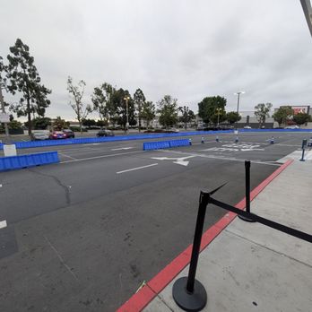 Dutch Bros Coffee - Is Dutch Brothers popular? These roadblocks are actually guides for traffic. I thought it was a drifting course. - Juice Bars & Smoothies Near Me - Fountain Valley, California Dutch Bros Coffee - Is Dutch Brothers popular? These roadblocks are actually guides for traffic. I thought it was a drifting course. - Juice Bars & Smoothies Near Me - Fountain Valley, California