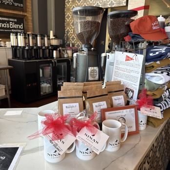 Nina's Coffee Café - Coffee & Tea Near Me - Saint Paul, Minnesota Nina's Coffee Café - Coffee & Tea Near Me - Saint Paul, Minnesota