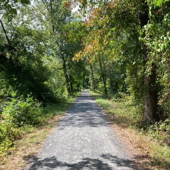 Colonial Park - Parks Near Me - Franklin Township, New Jersey