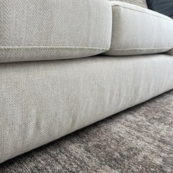 Gavigan's Furniture - Forest Hill - Lumpy fabric
