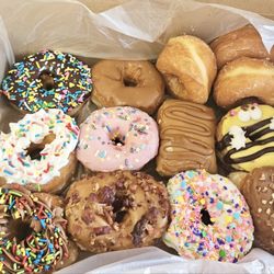 Baker's Pride - Bakers doz mystery box!