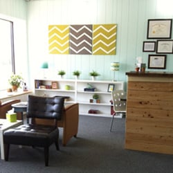 Vassar Chiropractic and Rehabilitation - Reception area