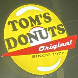 Tom's Donuts - Wayne Street location