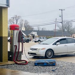 Eagle Mart - vacuum...