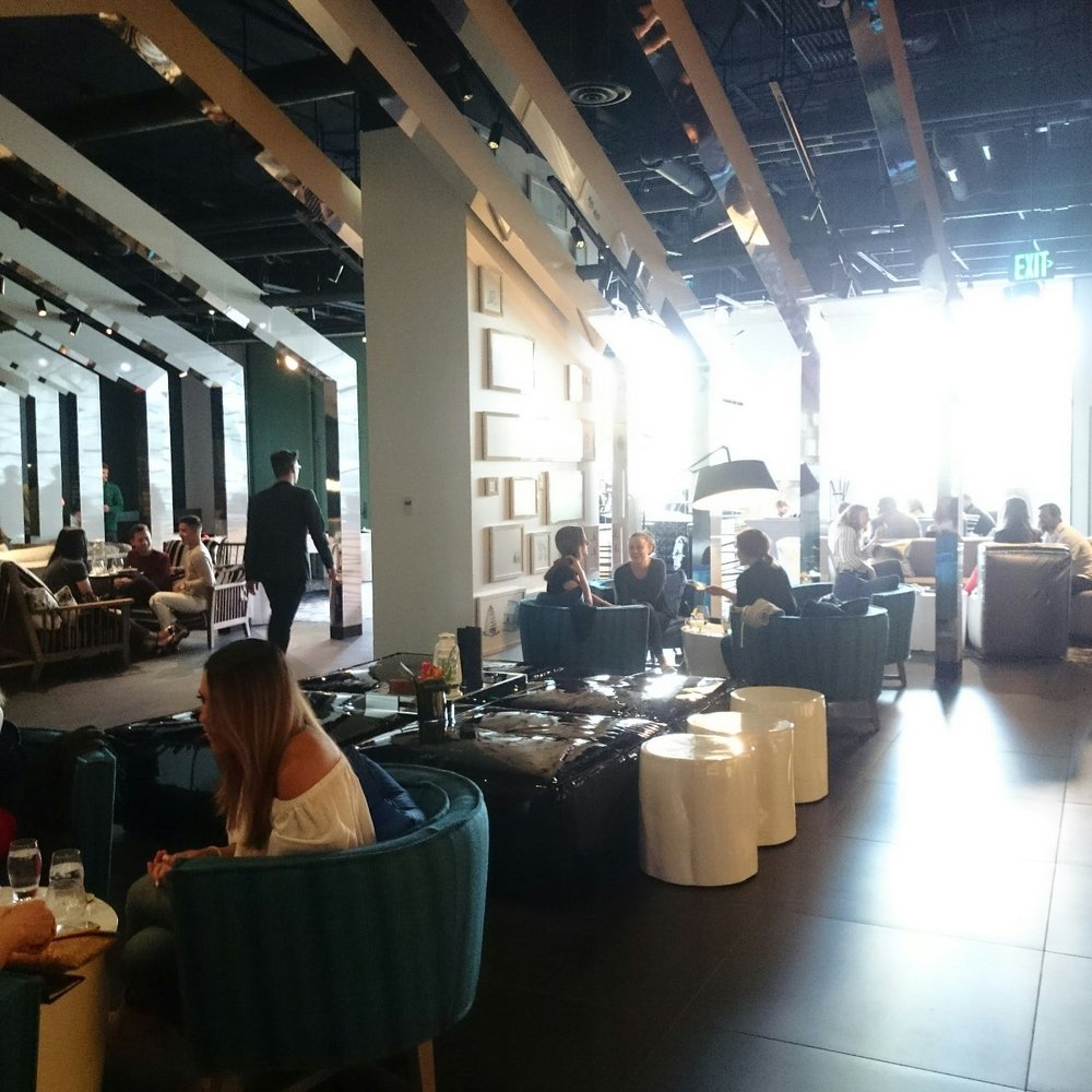 Living Room Bar - Lounges Near Me - Bellevue, Washington Living Room Bar - Lounges Near Me - Bellevue, Washington