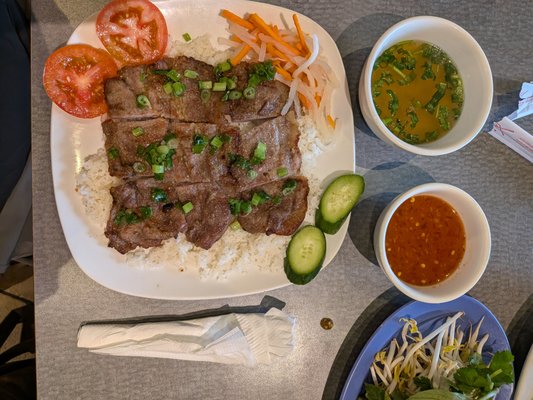 Phở Pasteur by null