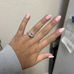 Ashland Nails