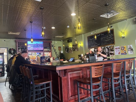 Mineo's Pizza House by null
