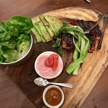 Senia - Pork plate: this is to die for - Cocktail Bars Near Me - Honolulu, Hawaii