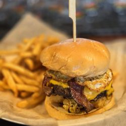 Lindale Neighborhood Pub