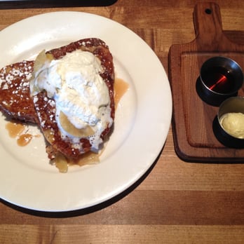 Earls Kitchen + Bar - Canadian (New) Near Me - Mississauga, Ontario