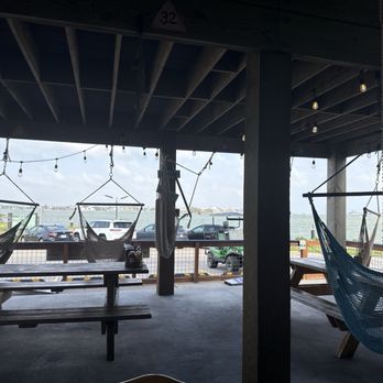 Yarbarita's Sip and Swing - Outdoor swings - New American Near Me - Rockport, Texas