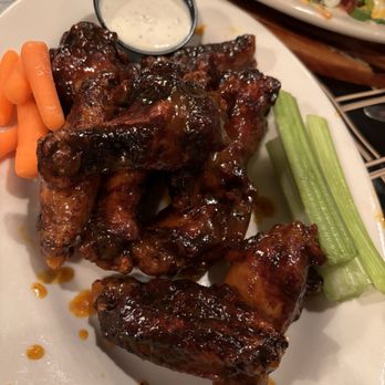 J Timothy's Taverne - Dirt Style wings - American Near Me - Plainville, Connecticut