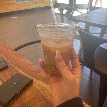 Origin Coffee Lab & Kitchen - Vanilla latte - Coffee & Tea Near Me - Arlington, Virginia