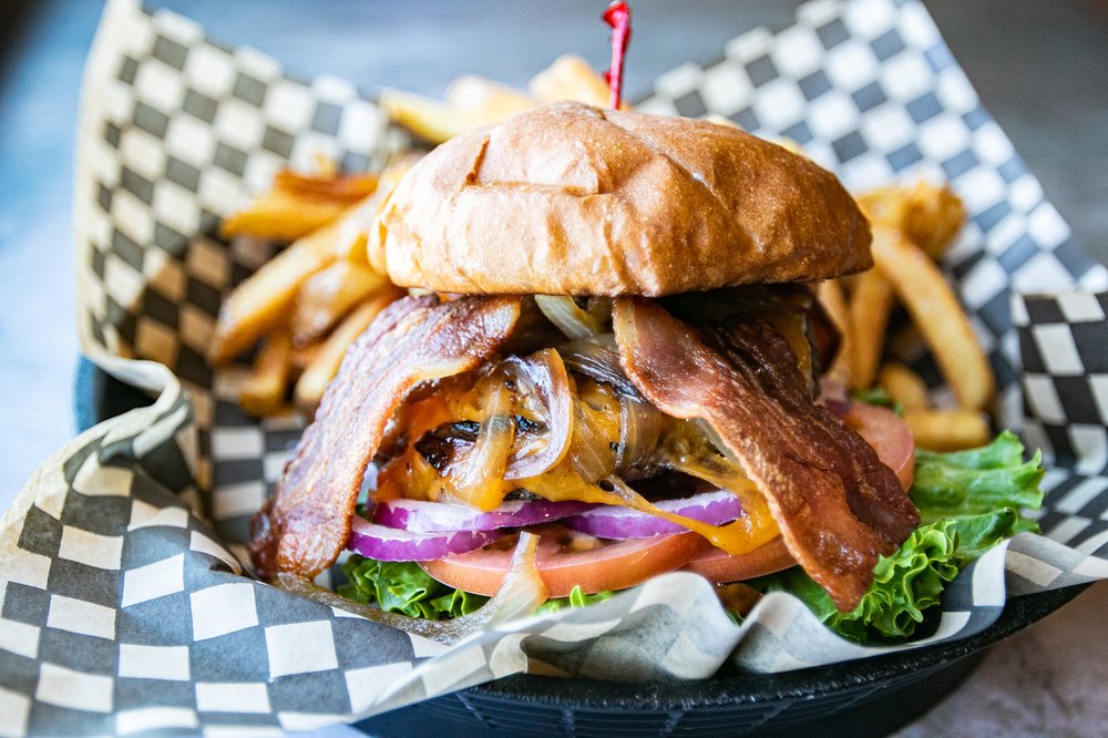 Swinomish Sports Bar & Grill Image