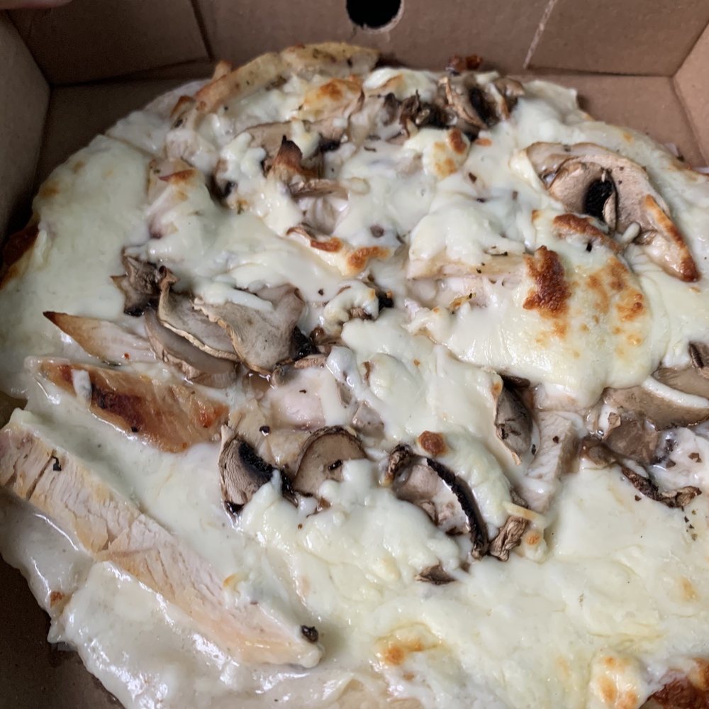 Renegades Diner - Chicken Alfredo - very delicious! - Diners Near Me - Bayfield, Ontario Renegades Diner - Chicken Alfredo - very delicious! - Diners Near Me - Bayfield, Ontario