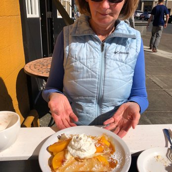 Cafe Stephanie - Sandwiches Near Me - Newport, Oregon