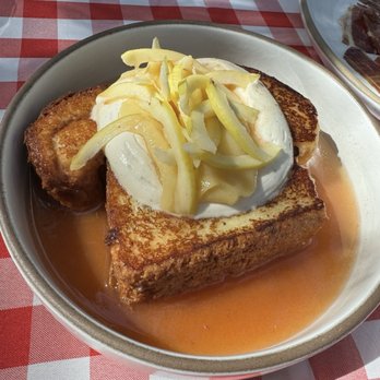 Bruma - Guava French toast - Wineries Near Me - Ensenada, BCN