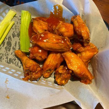 Barro's Pizza - Honey hot wings - Pizza Near Me - Gilbert, Arizona Barro's Pizza - Honey hot wings - Pizza Near Me - Gilbert, Arizona