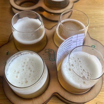 Green Cheek Beer Co. - Tasters - Breweries Near Me - Sunset Beach, California Green Cheek Beer Co. - Tasters - Breweries Near Me - Sunset Beach, California