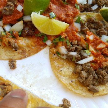 Tacos El Hidalguense - Food Trucks Near Me - Salida, California