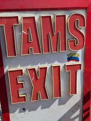 Tam's Burgers by null