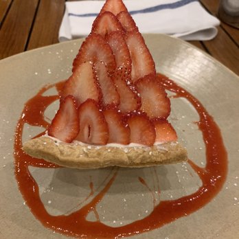 Monkeypod Kitchen - Strawberry Cream Pie - Hawaiian Near Me - Kapolei, Hawaii Monkeypod Kitchen - Strawberry Cream Pie - Hawaiian Near Me - Kapolei, Hawaii