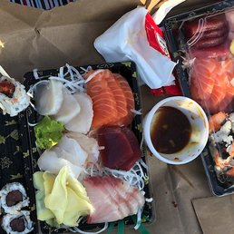 Sashimi Deluxe Sashimi Deluxe