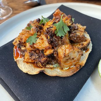 Comedor - tostada - Mexican Near Me - Austin, Texas