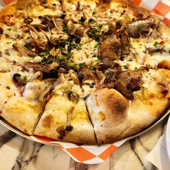 Stoney Ridge Vineyards - Mushroom pizza - Wine Tasting Room Near Me - Kent City, Michigan Stoney Ridge Vineyards - Mushroom pizza - Wine Tasting Room Near Me - Kent City, Michigan