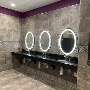 Planet Fitness - women's locker room - Gyms Near Me - Sterling, Virginia Planet Fitness - women's locker room - Gyms Near Me - Sterling, Virginia
