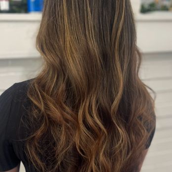 Alieness Hair Salon - Balayage - Hair Salons Near Me - Griffin, Georgia Alieness Hair Salon - Balayage - Hair Salons Near Me - Griffin, Georgia