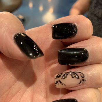 Crescent Nails - Annie did these amazing nails for my vacation today - Nail Salons Near Me - Bend, Oregon