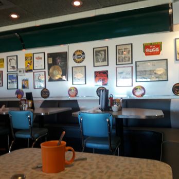 Moonlight Diner - Loved the look to this place. Very clean. - Diners Near Me - Denver, Colorado