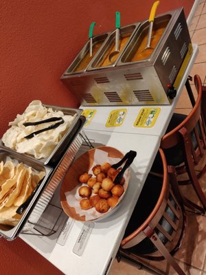 Flavors Indian Cuisine & Lounge by null