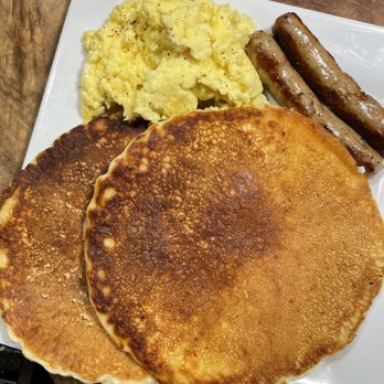 Uncle Bud's Kitchen - @PLVTINUMCHANEL - Breakfast & Brunch Near Me - Bellflower, California