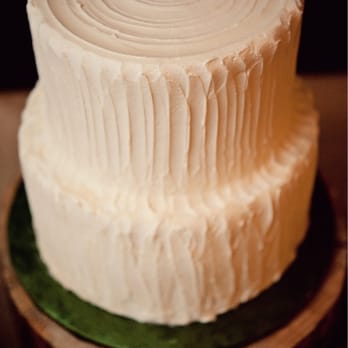 Sublime Cake Design - Cake in simple wood stump pattern - Bakeries Near Me - Redding, California