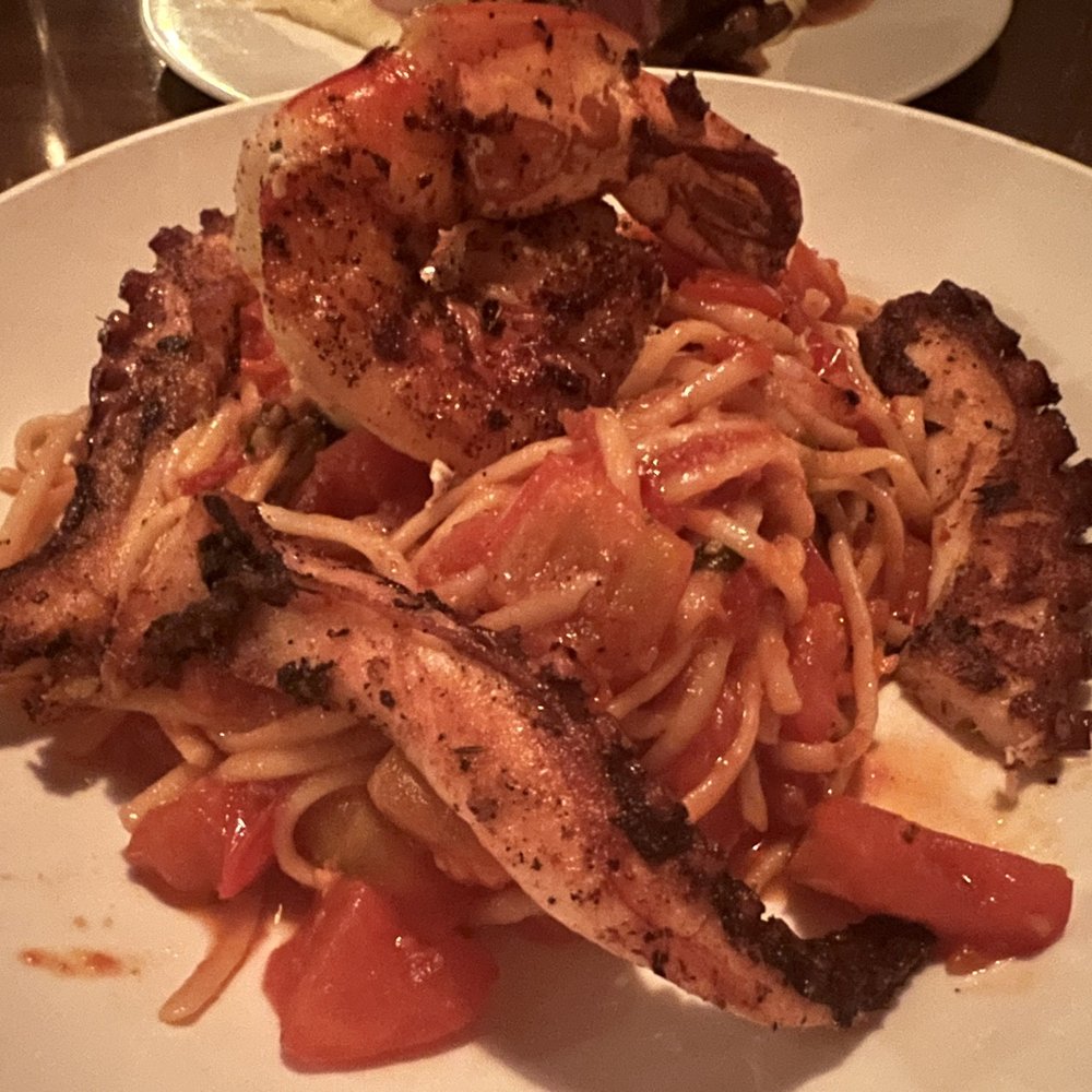 V's restaurant + bar - Grilled octopus and shrimp linguini - Italian Near Me - Malibu, California V's restaurant + bar - Grilled octopus and shrimp linguini - Italian Near Me - Malibu, California