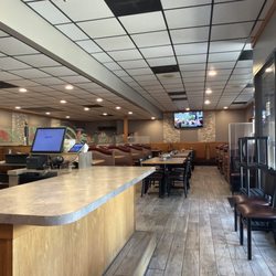 Waffle Shop Family Restaurant - Clean!!