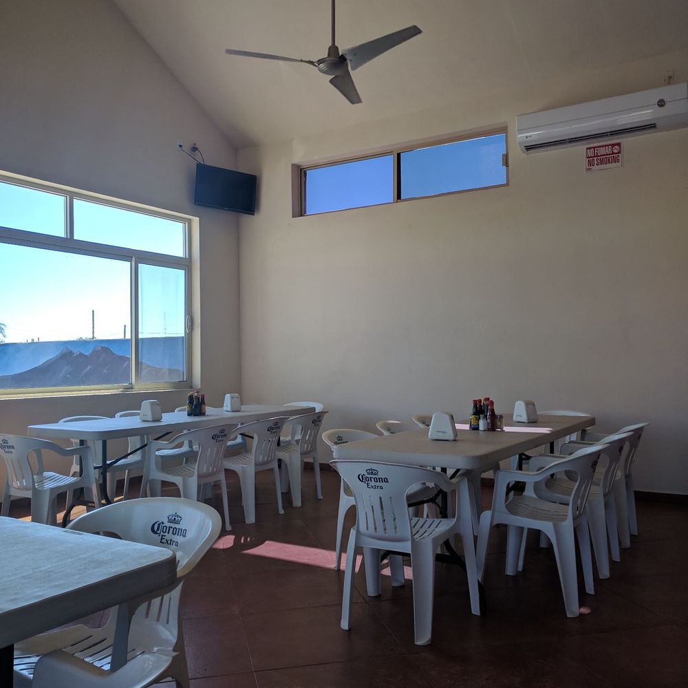 El Conchal - Clean and spacious - Seafood Near Me - Puerto Peñasco, SON