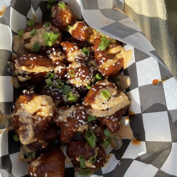 Bangin’ Vegan Eats - Cauliflower sesame - Food Trucks Near Me