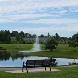 Memorial Park - Two fountains in the pond