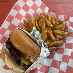 Flippin Burgers - Monster flip combo, cajun fries
